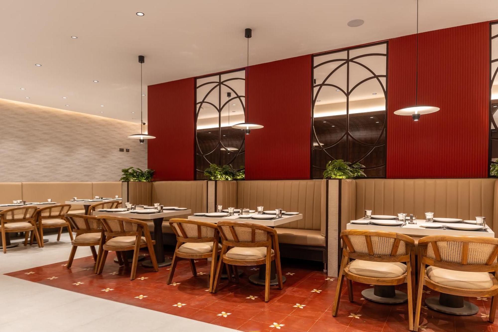 Copper Leaf Hotels, Tirunelveli Buitenkant foto