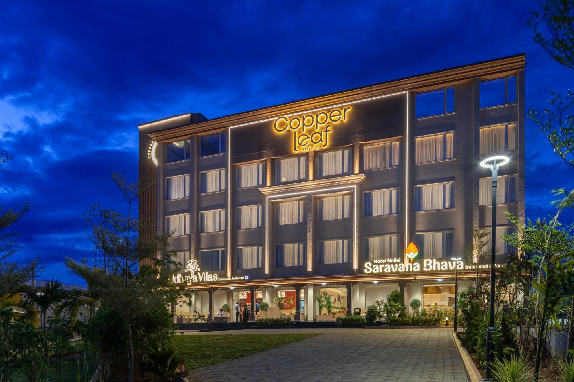 Copper Leaf Hotels, Tirunelveli Buitenkant foto